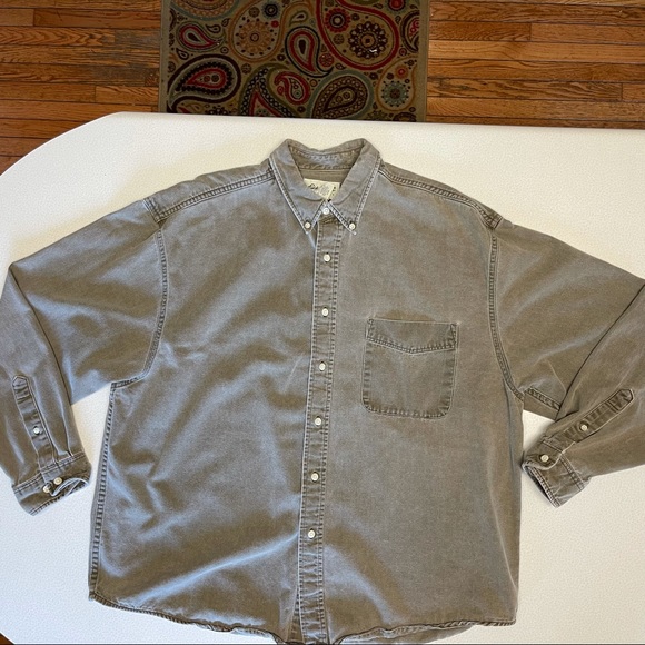 Eddie Bauer Weathered Denim Button Down Shirt- XL. - Picture 3 of 13